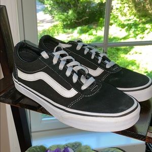Black vans